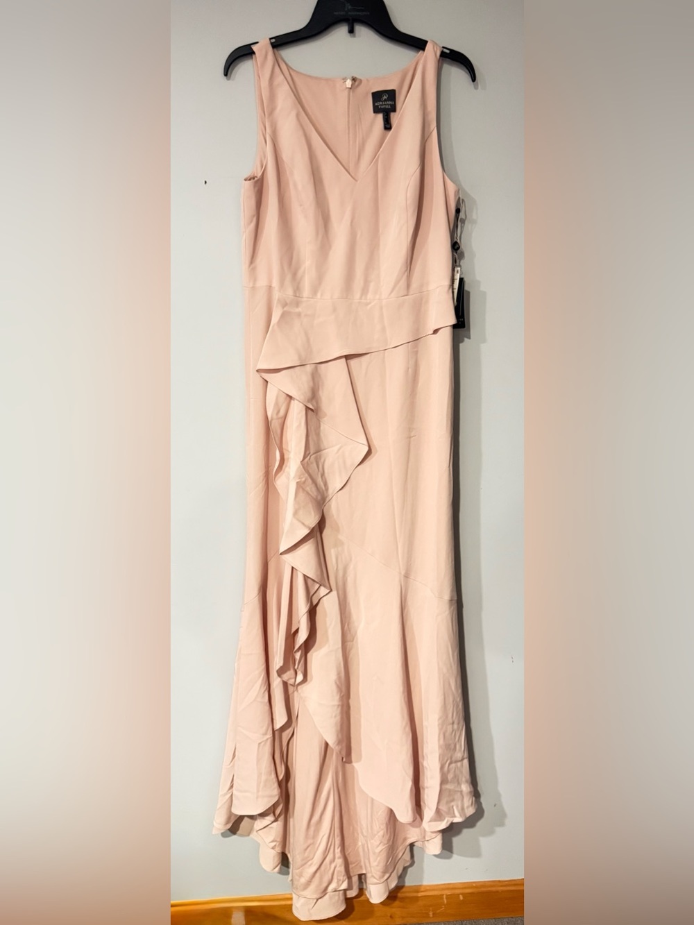 Adrianna Papell Blush Crepe Cascade Long V-Neck Sleeveless Ruffle Gown NWT 12